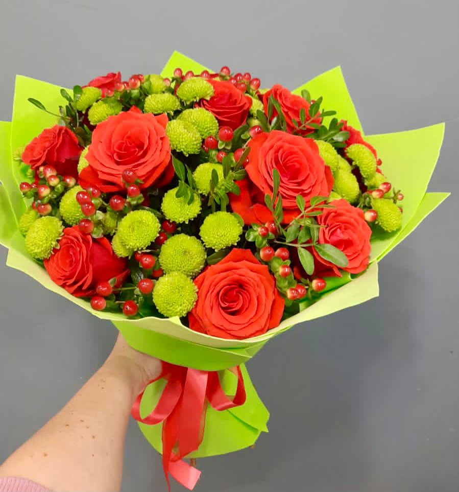 Букет цветов из: Хризантемы и Розы в Болхове