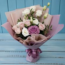 Букет цветов из:  Розы и Лизиантусы в Болхове