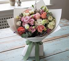 Букет цветов из:  Розы, Лизиантусы и Гвоздики #REPLACE_PRED# Болхове