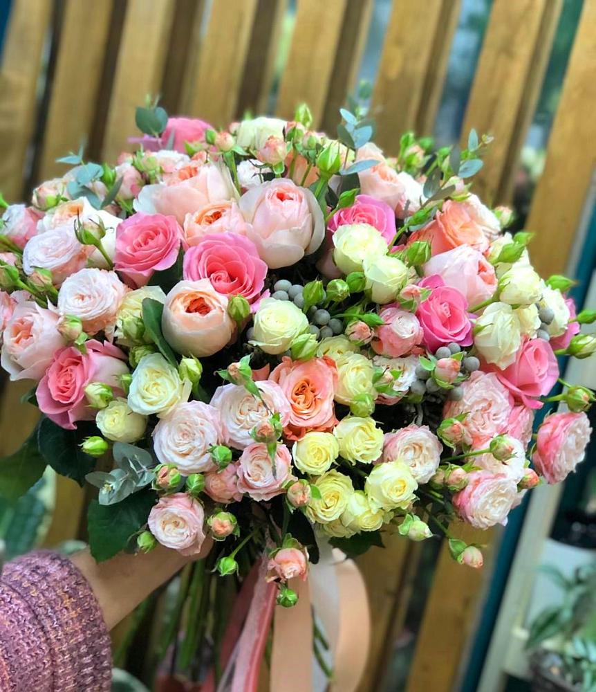 Букет цветов из: Розы в Болхове