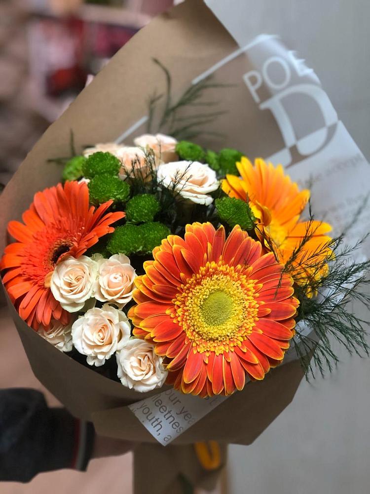 Букет цветов из: Герберы, Хризантемы и Розы в Болхове