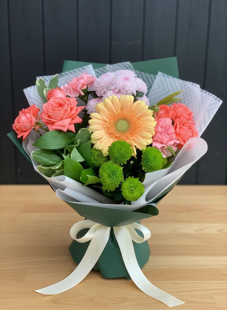 Букет цветов из: Гвоздики, Розы, Герберы и Хризантемы в Болхове